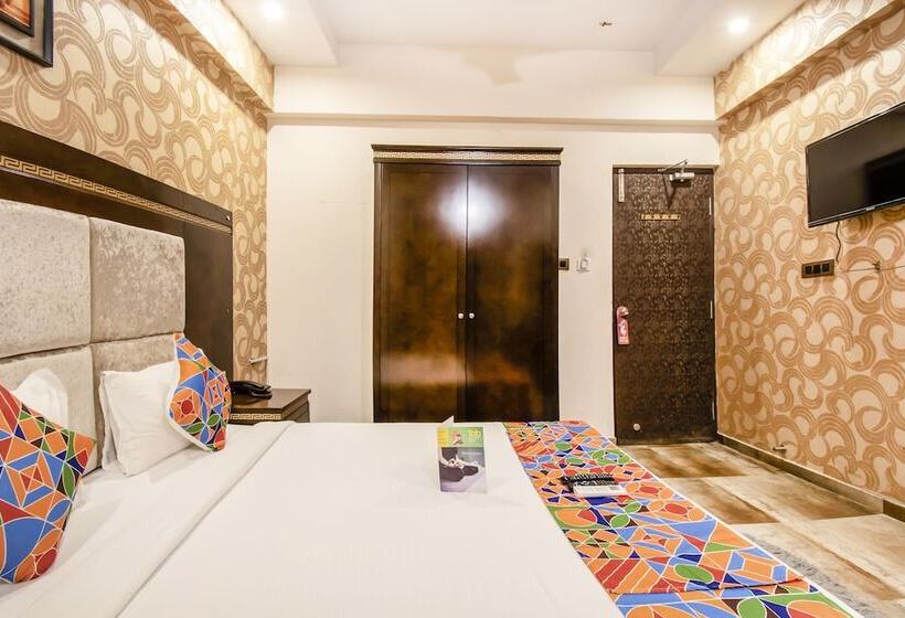 デラックスルーム, Fabhotel Frazer Suites   Nr Bangalore Cantt Railway Station