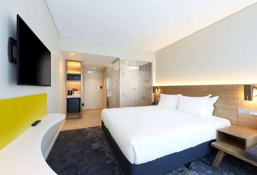 스탠다드 룸, Holiday Inn Express Adelaide City Centre, An Ihg