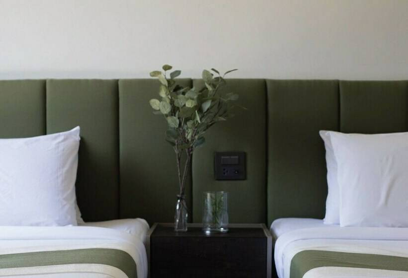 발코니 디럭스 룸, Mittapan