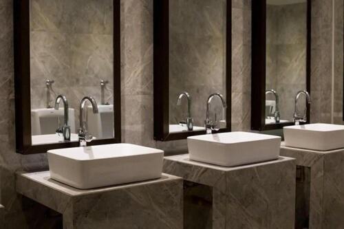 디럭스 룸 킹사이즈 침대, Mittapan