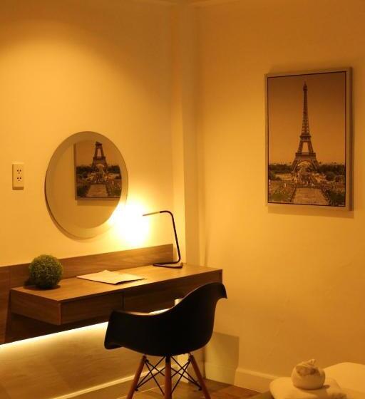 디럭스 룸 킹사이즈 침대, Mittapan