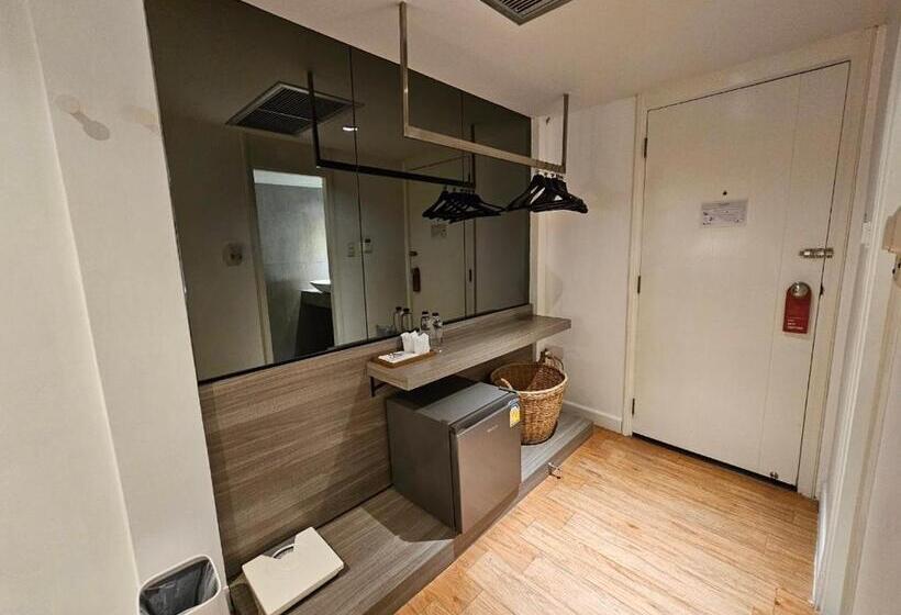 발코니 디럭스 룸, Mittapan