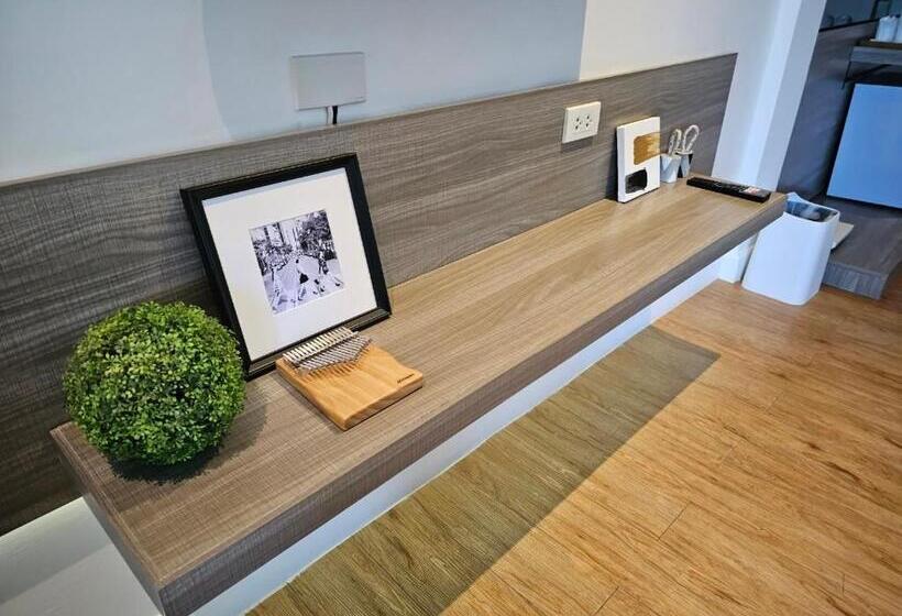 발코니 디럭스 룸, Mittapan