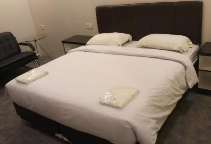 スイート, Puncak Budget