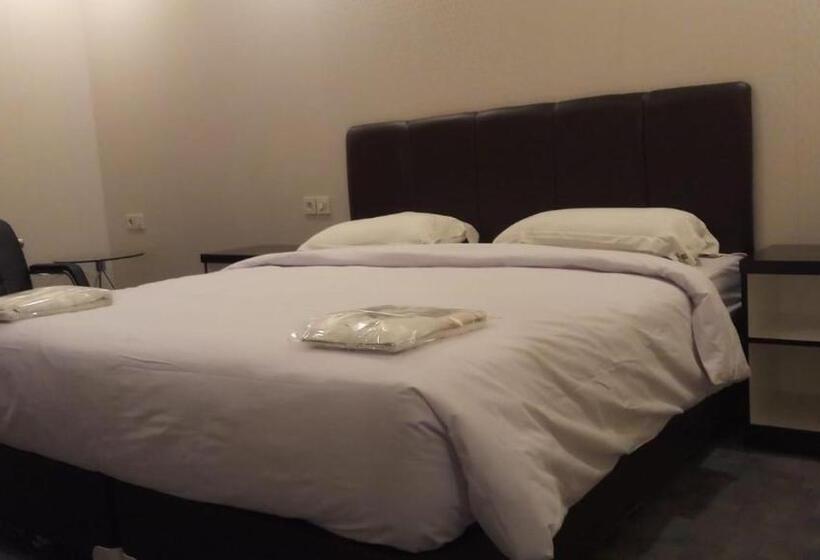 スイート, Puncak Budget