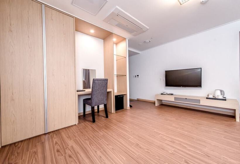 豪华房间, Shalom Jeju