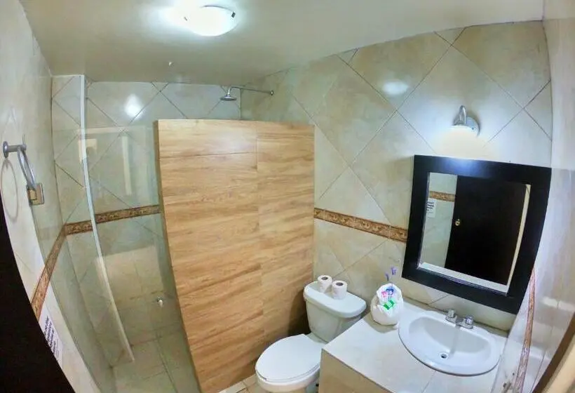 اتاق لوکس, Del Alba Inn & Suites