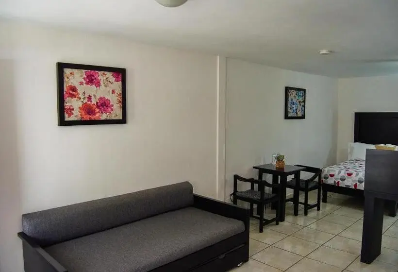 اتاق لوکس, Del Alba Inn & Suites