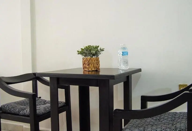 اتاق لوکس, Del Alba Inn & Suites