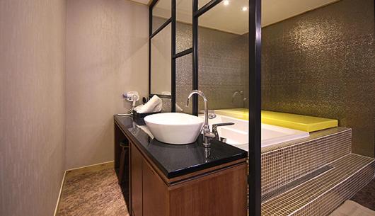 Suite avec Hydromassage, Ohho