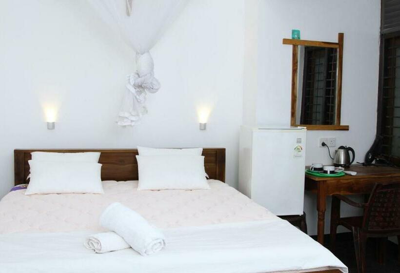 Quarto Estandar, Nature Park Udawalawe