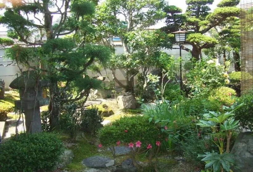 スタンダードスタジオ, Ryokan Ginsuikaku