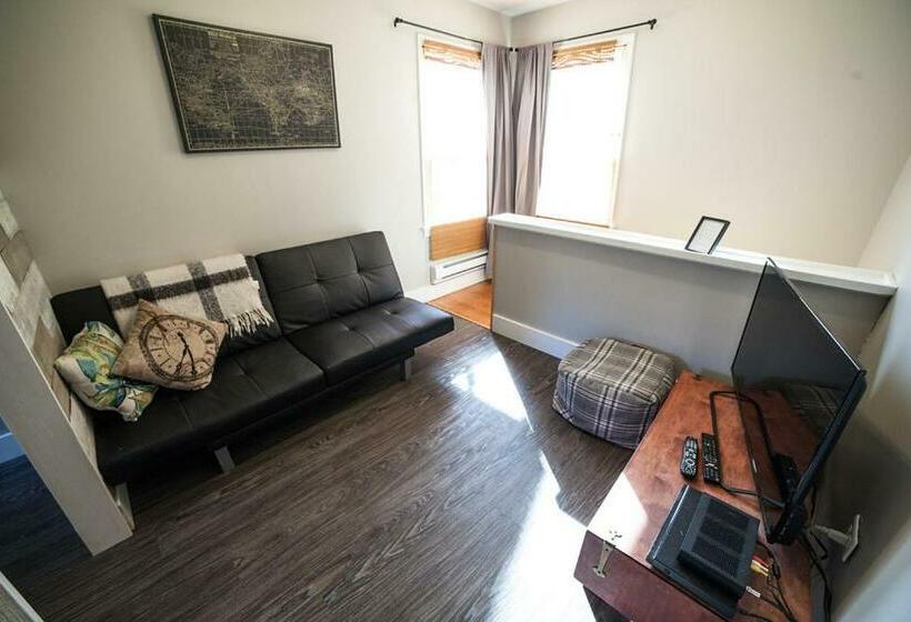 חדר סופריור, Huckleberry Cottage