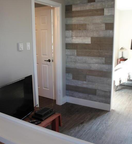 חדר סופריור, Huckleberry Cottage