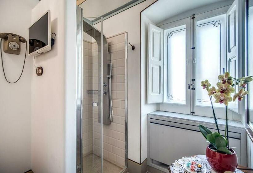 غرفة قياسية, Palazzo Stunis  Dimora Di Charme