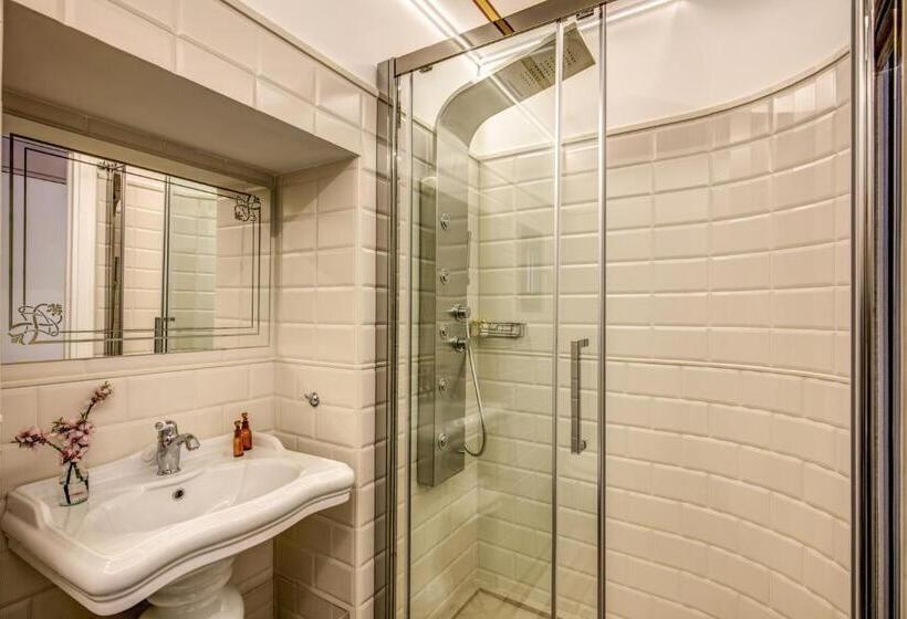 غرفة قياسية, Palazzo Stunis  Dimora Di Charme