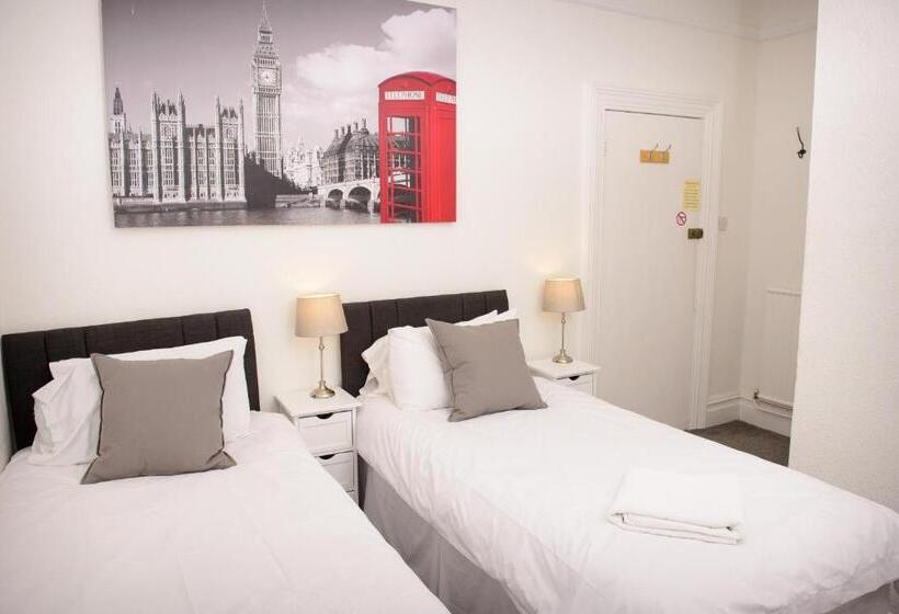 חדר סטנדרט, The Claremont