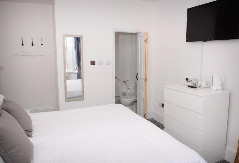 חדר סטנדרט, The Claremont