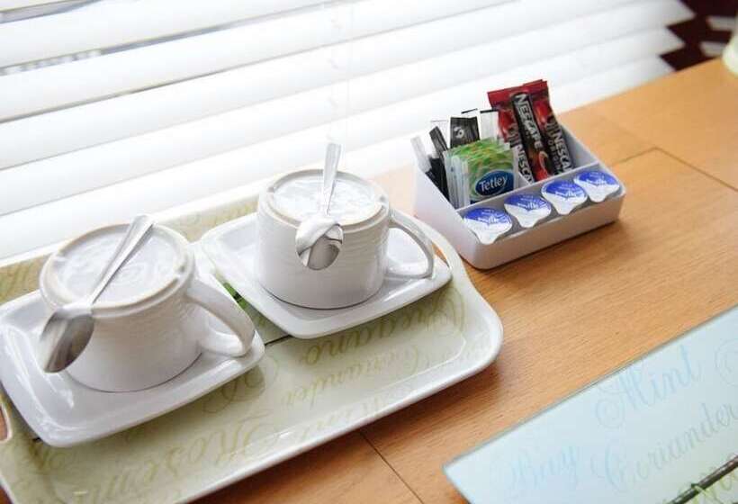 חדר סטנדרט, The Claremont