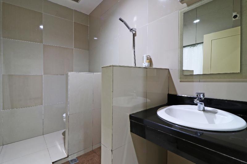 חדר סטנדרד יחיד חדר אמבטיה משותף, The Claremont