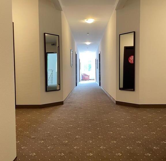 클래식 4인 룸, Ds Hotel Restaurant Gronau