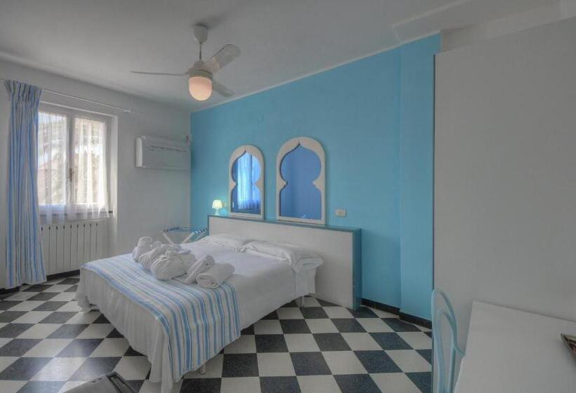 חדר משפחתי, Arabesque