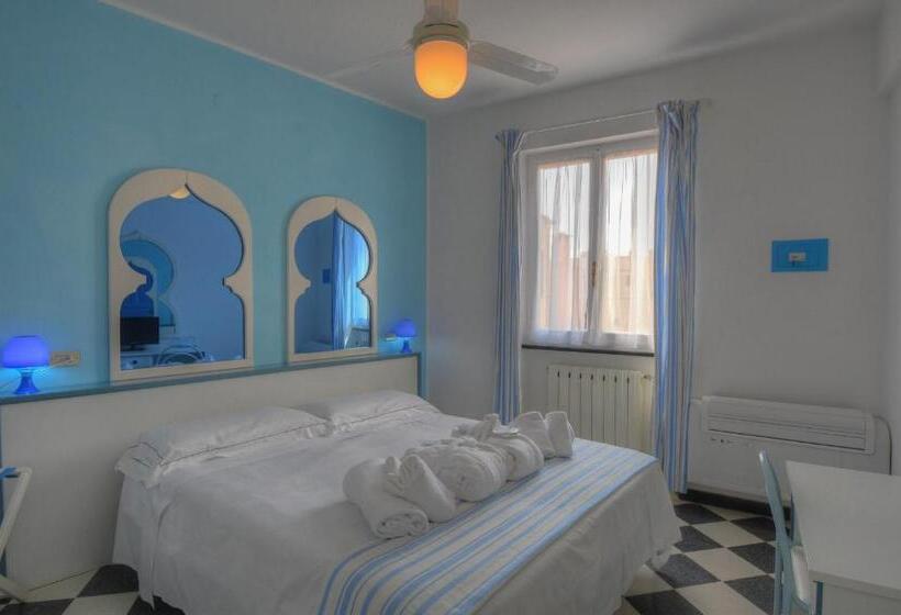 חדר משפחתי, Arabesque