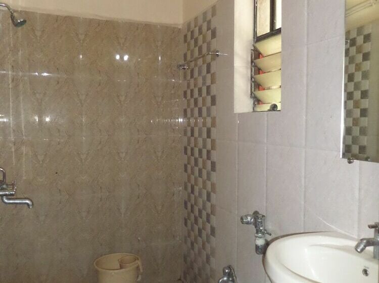 Номер Стандарт, Ashok Deluxe