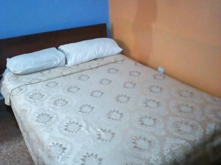 اتاق استاندارد, Batian Grand