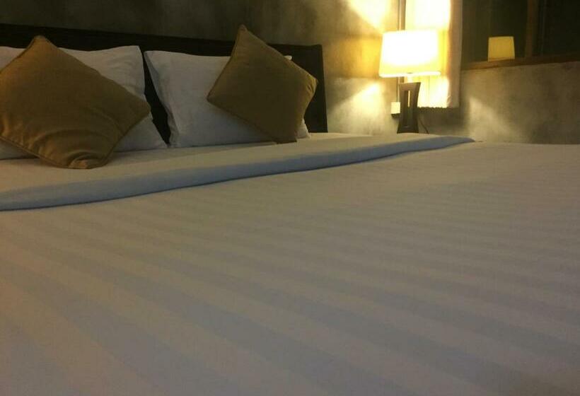 Chambre Standard, Crescent Bay Resort