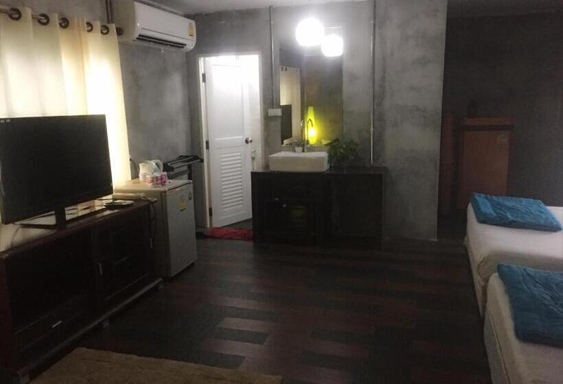 Chambre Familiale, Crescent Bay Resort