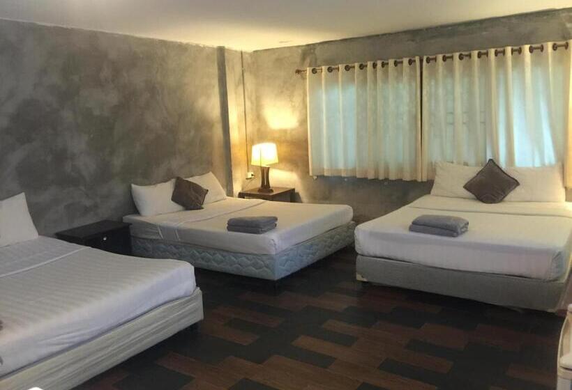 Chambre Familiale, Crescent Bay Resort