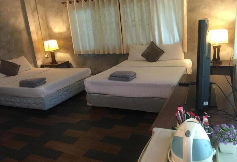 Chambre Familiale, Crescent Bay Resort