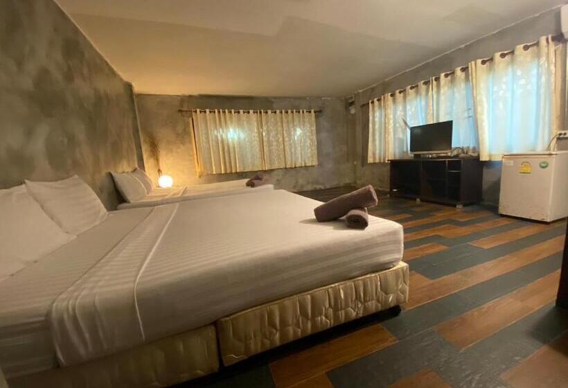 Chambre Familiale, Crescent Bay Resort