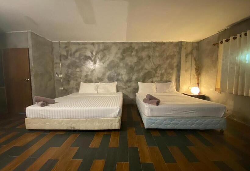 Chambre Familiale, Crescent Bay Resort