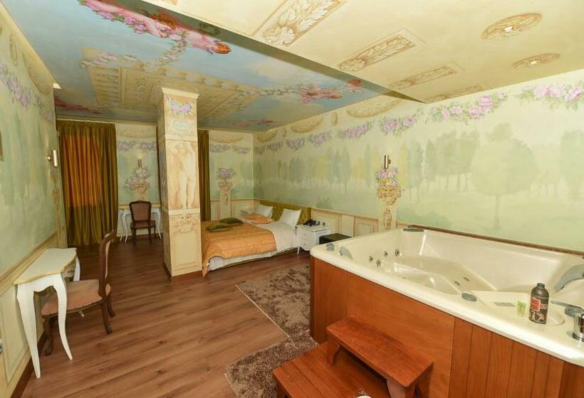 חדר דלוקס עם מיטת קינג, Golden Ring Resort