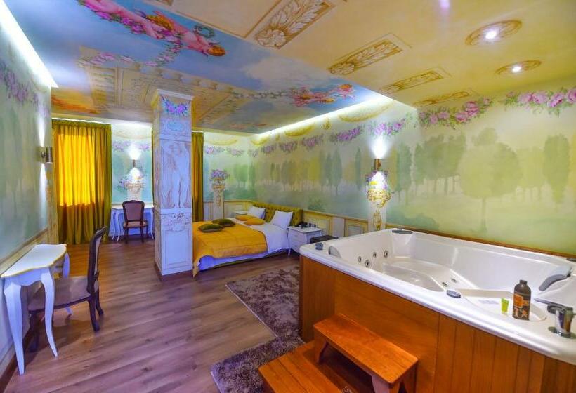 חדר דלוקס עם מיטת קינג, Golden Ring Resort