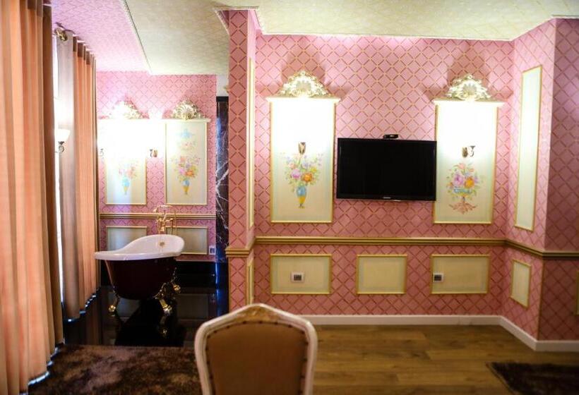 סוויטה דלוקס, Golden Ring Resort