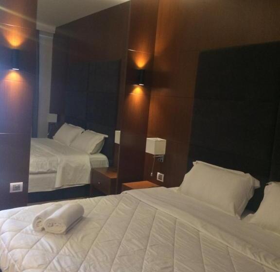 חדר אקונומי, Golden Ring Resort