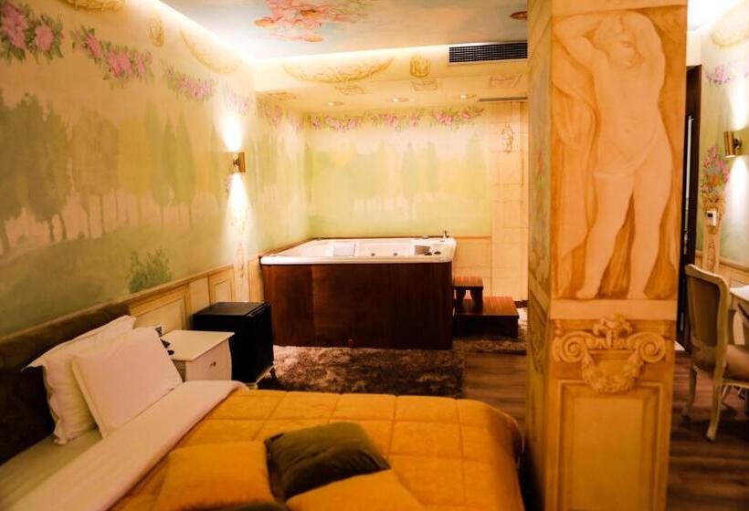 חדר דלוקס עם מיטת קינג, Golden Ring Resort