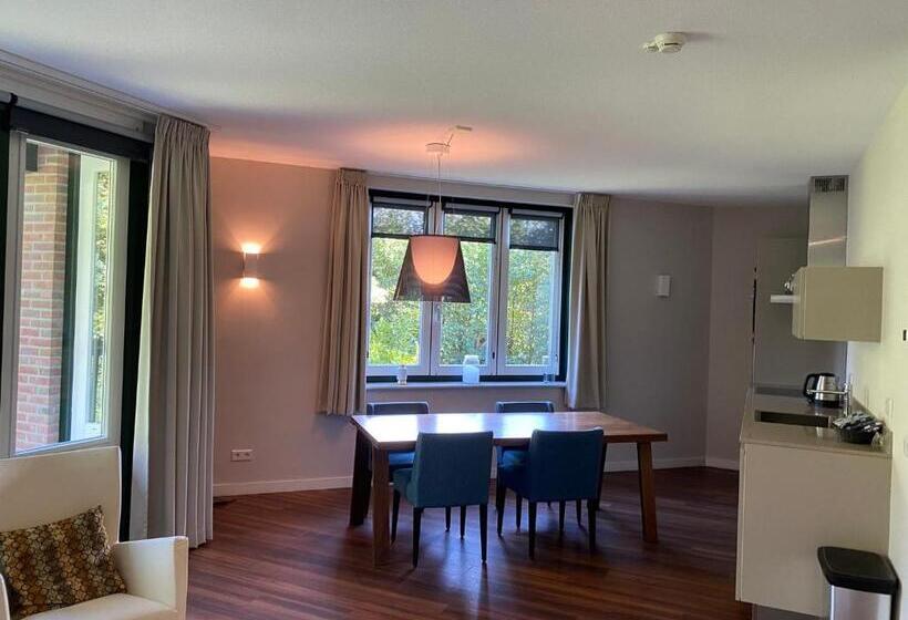 آپارتمان 1 خوابه, Mezger Lodges