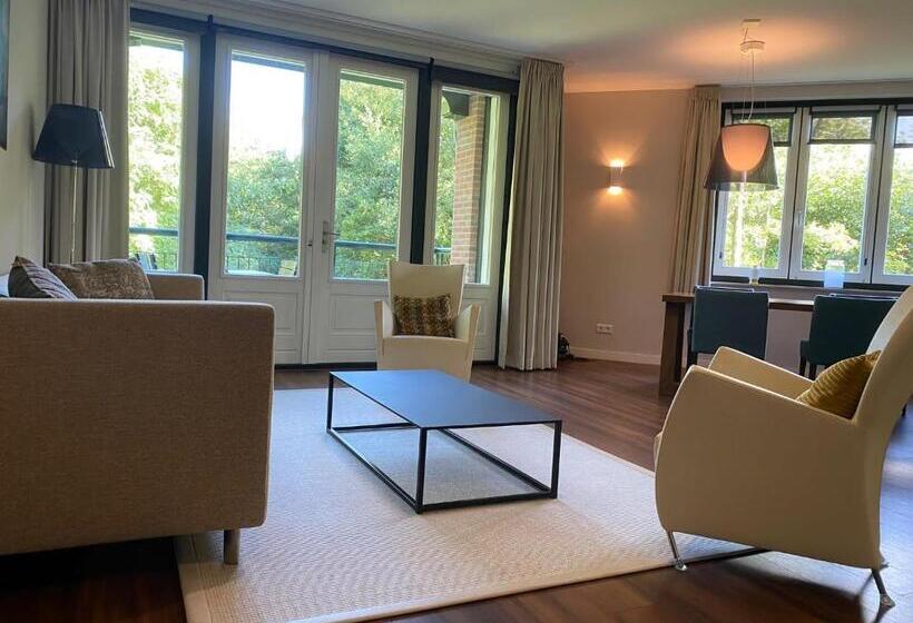 آپارتمان 1 خوابه, Mezger Lodges