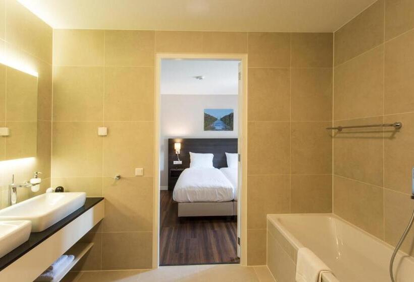 آپارتمان 2 خوابه, Mezger Lodges