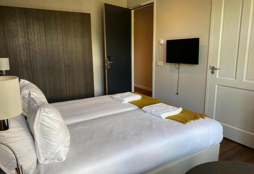 اتاق عادی, Mezger Lodges