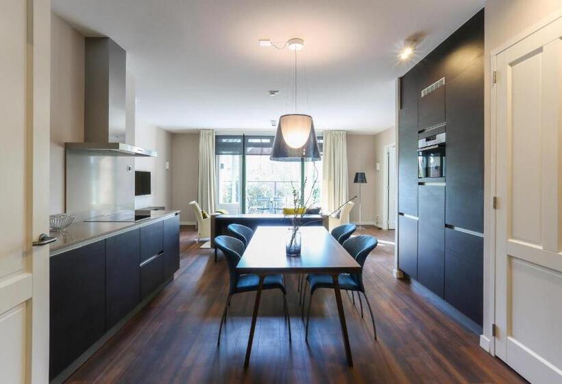 آپارتمان 2 خوابه, Mezger Lodges