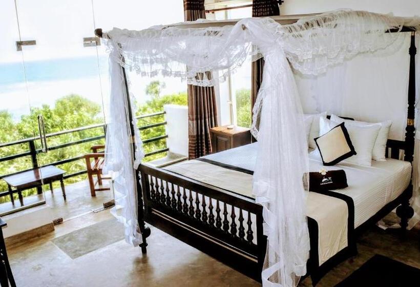 اتاق لوکس با بالکن و چشم‌انداز دریا, Mirissa Gate Resort