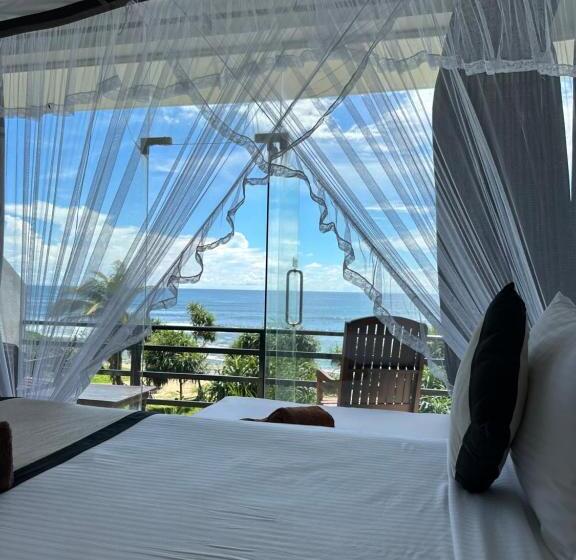 اتاق سه نفره دلوکس با چشم‌انداز دریا, Mirissa Gate Resort