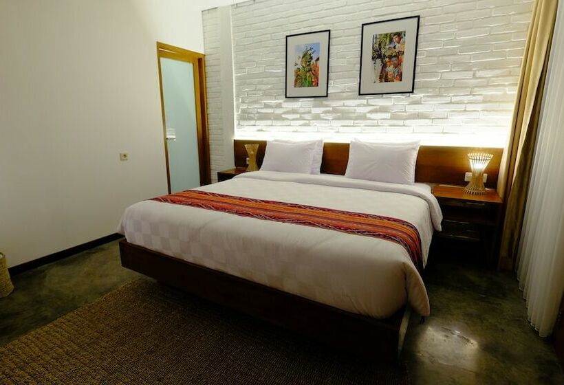 اتاق استاندارد با چشم‌انداز استخر, Shankara Borobudur