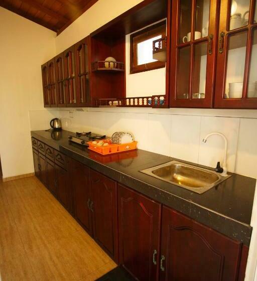 Villa 3 Camere da Letto, Tharanga Surfing Villa