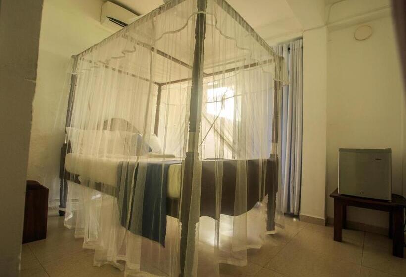 Camera Superiore Vista Mare, Tharanga Surfing Villa